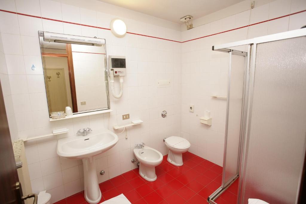 Hotel Ezzelino San Zenone Szoba fotó
